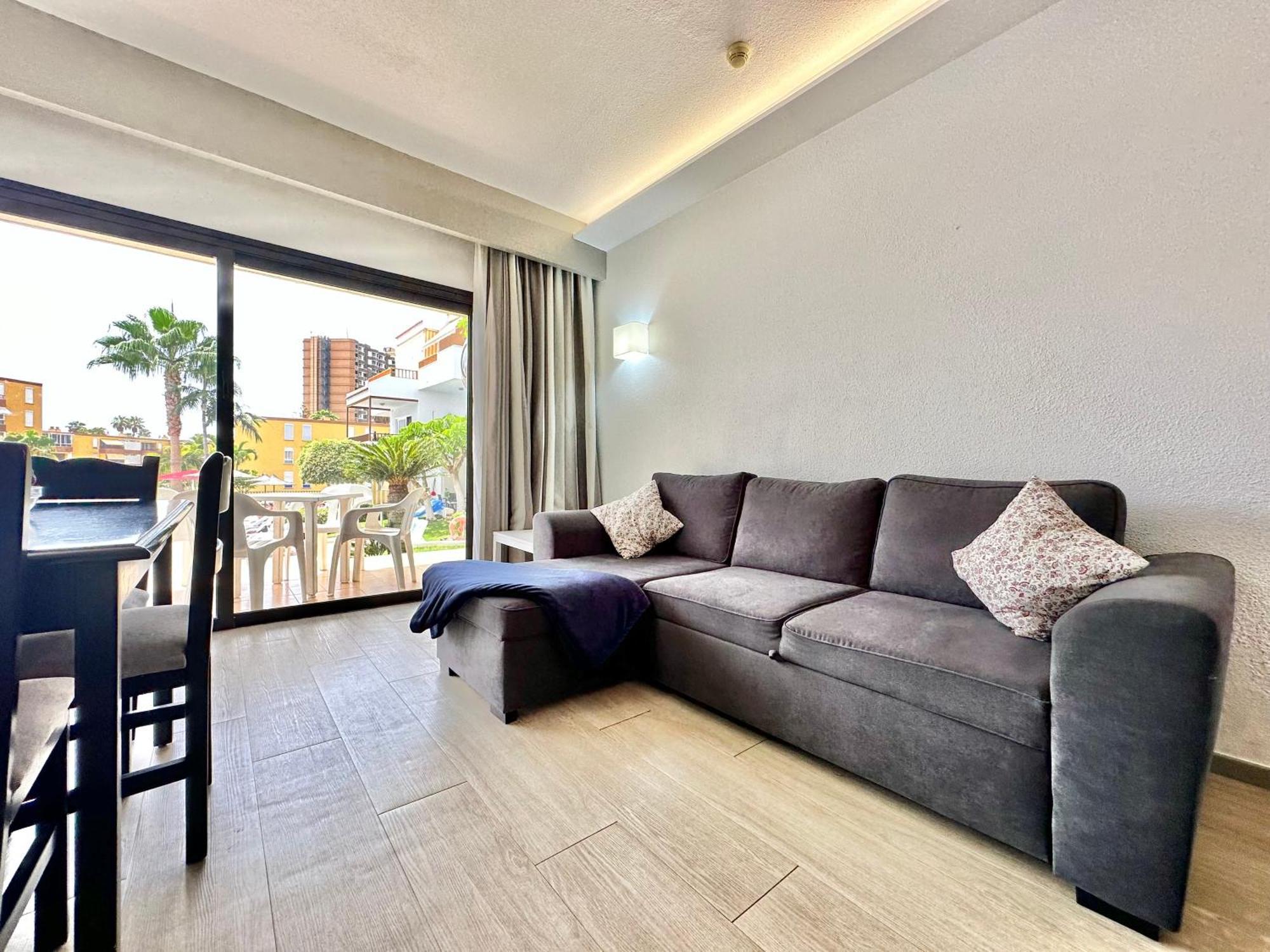 Pool Views Terrace Apartment ลอส กริสเตียนอส ภายนอก รูปภาพ